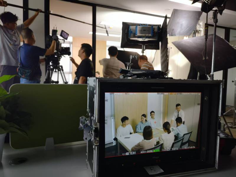 尤溪县TVC拍摄公司：科技产品视觉化大师，诠释未来感与功能美学